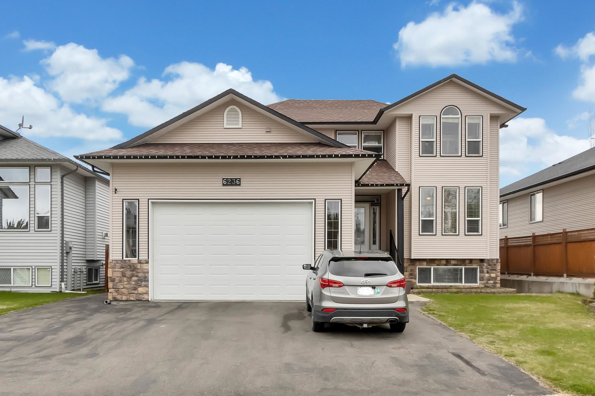 Open House. Open House on Saturday, June 18, 2022 12:00PM - 2:00PM
Come join France and check out this amazing home with a hot new price! Lots of room here for your family.